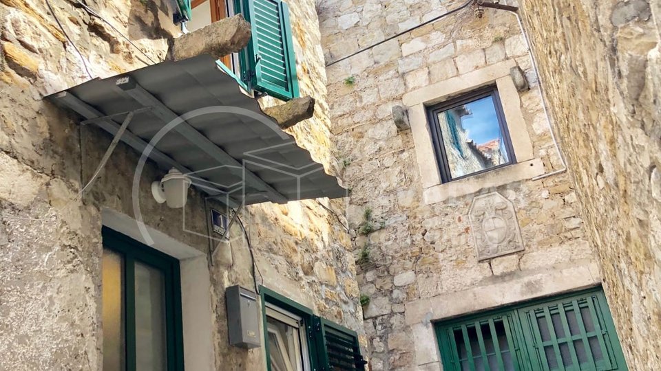 real estate main image