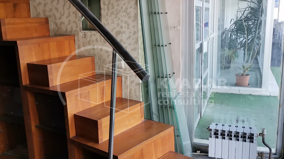 SUPER PRILIKA!ZAGREB,VRBIK/POSLOVNI PROSTOR 27m2