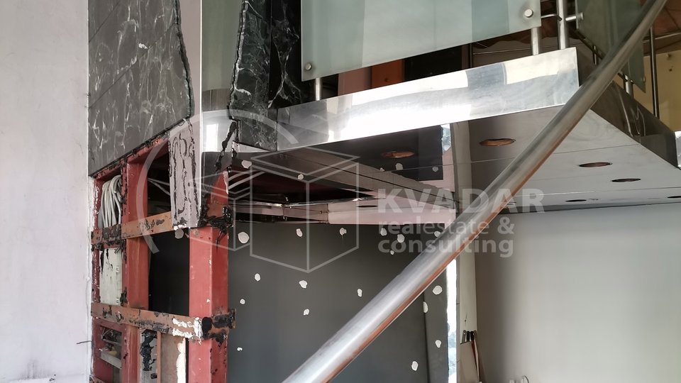 SUPER PRILIKA!ZAGREB,VRBIK/POSLOVNI PROSTOR 27m2