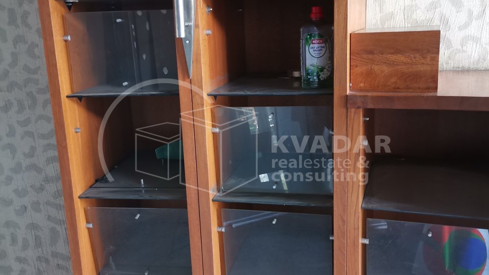SUPER PRILIKA!ZAGREB,VRBIK/POSLOVNI PROSTOR 27m2