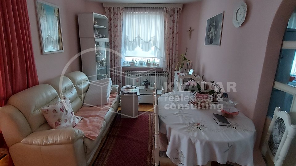 House, 475 m2, For Sale, Zagreb - Sesvetska sela