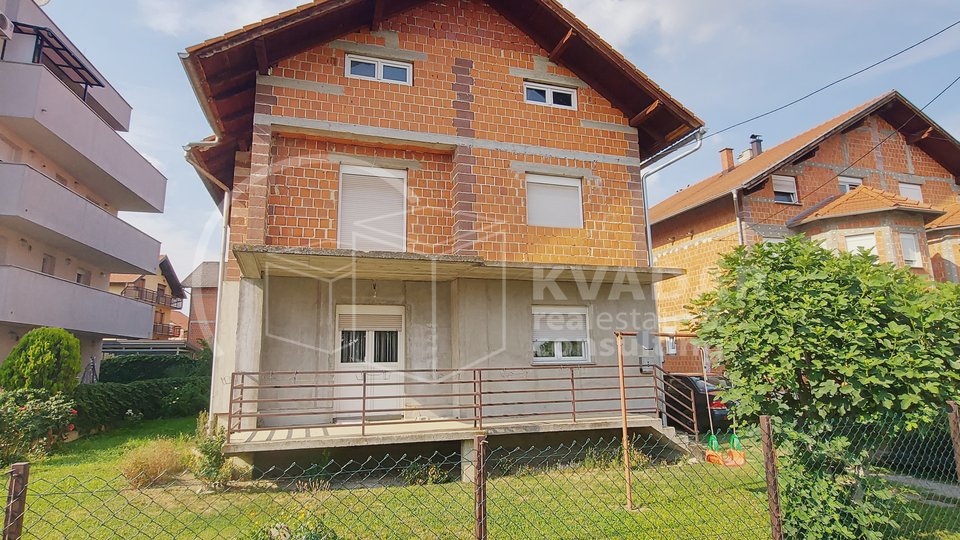 House, 308 m2, For Sale, Zagreb - Trnava