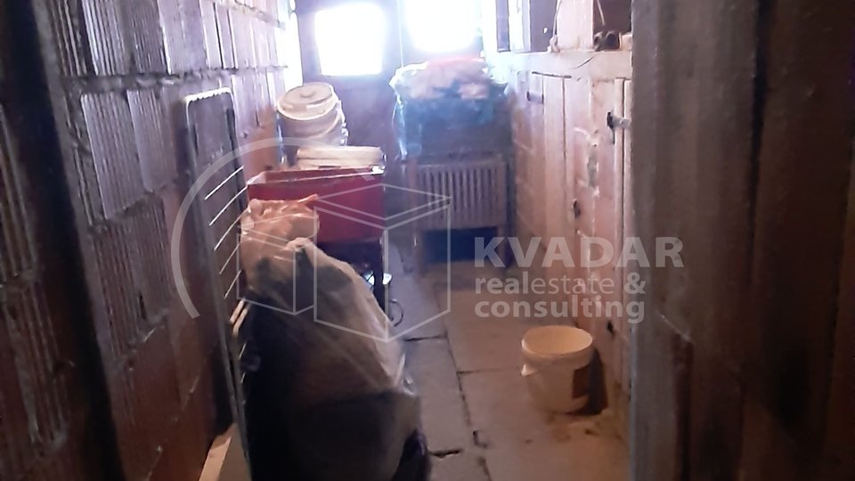 HITNO! Useljiva obiteljska kuća na selu, Dubrava-Kunđevac, 240m2, 67.000 €, HITNO!!