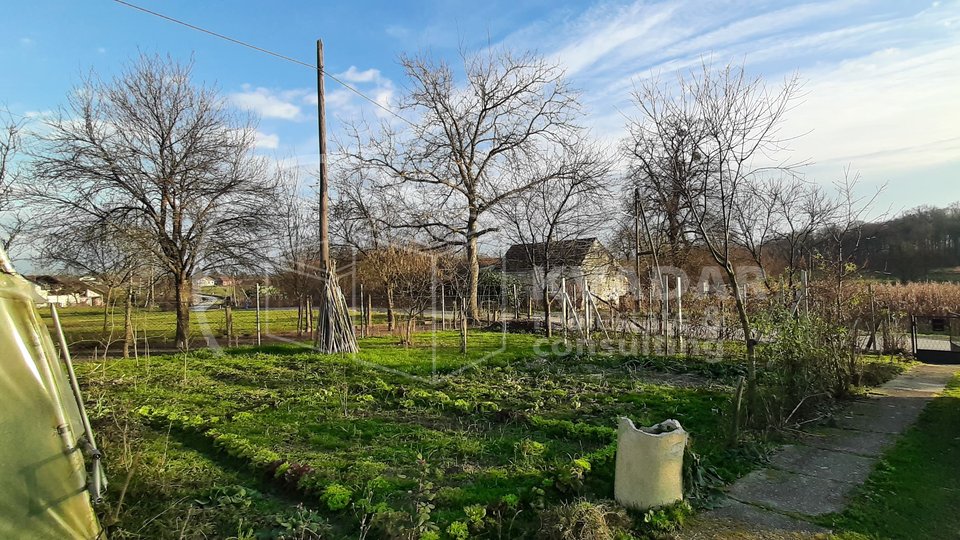 HITNO! Useljiva obiteljska kuća na selu, Dubrava-Kunđevac, 240m2, 67.000 €, HITNO!!