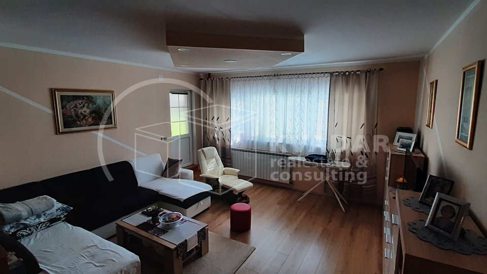 House, 282 m2, For Sale, Vrbovec