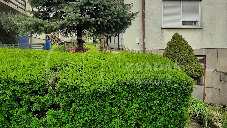 Vrbovec, kuća sa dvorištem, odmah useljiva, u izvrsnom stanju, prilika! / 235.000 €
