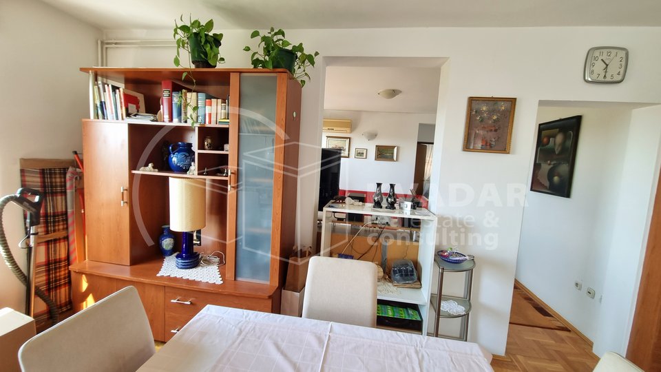 VRAPČE/2-SOBNI 56m2 + BALKON + PARKING (100 m OD ILICE)!