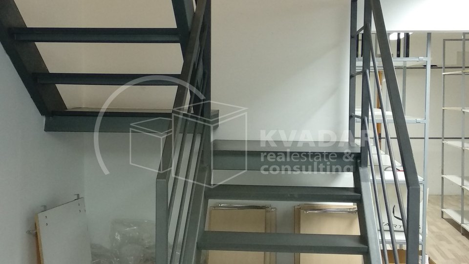 POSLOVNI PROSTOR, HORVAĆANSKA , 136 M2 !!!