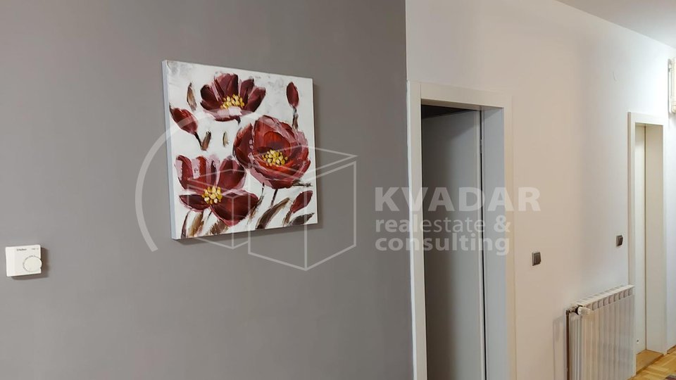 PREKRASAN STAN / MAKSIMIR / 43 m2 / PARKING / IZVRSNA LOKACIJA!