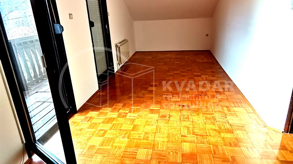 House, 1394 m2, For Sale, Zagreb - Gornja Dubrava