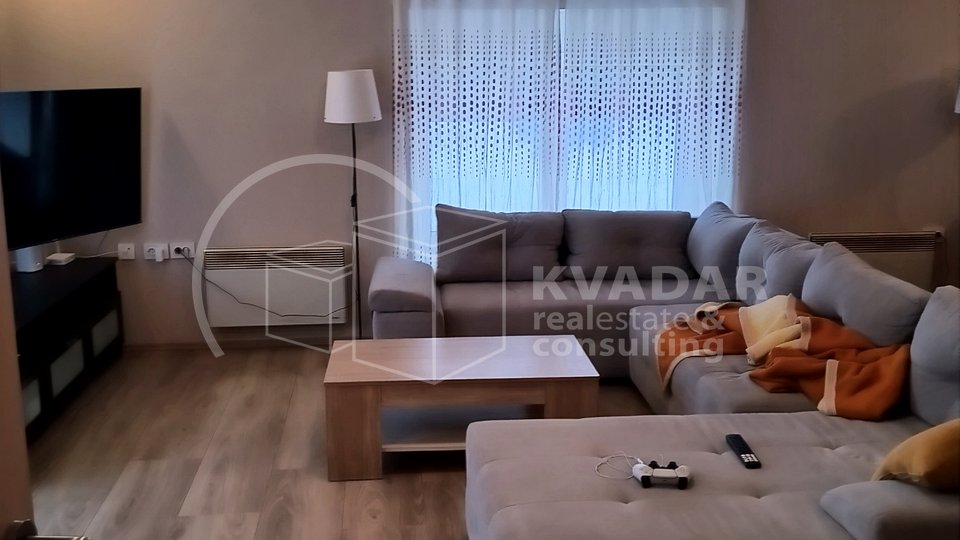 House, 781 m2, For Sale, Zagreb - Lužan