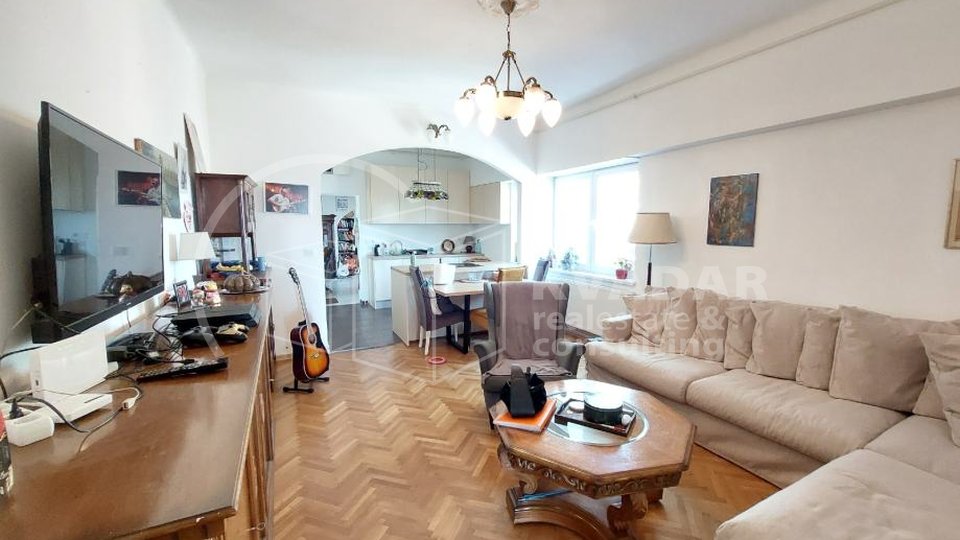 Zagreb, Šalata, rijetkost na tržištu, prekrasan 3-sobni stan(100,96 m2) sa 2 terase i vrtom!