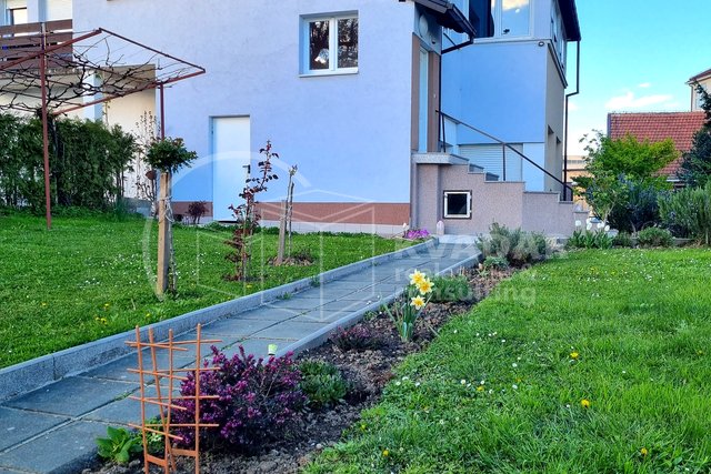 House, 351 m2, For Sale, Črnomerec - Vrhovec