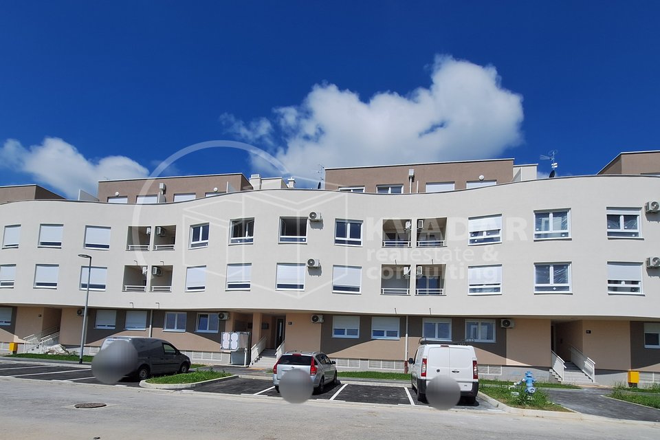 PRODAJA / ZAGREB / SESVETE / SESVETSKI KRALJEVEC / DVOSOBAN STAN SA TERASOM 2590€/m2 NOVOGRADNJA