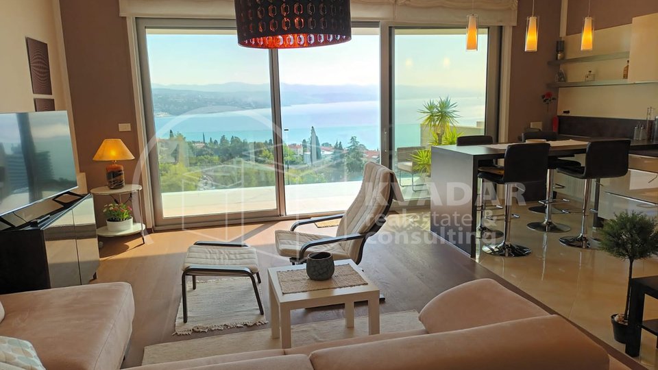 OPATIJA,PREKRASAN 4-SOBAN STAN(129,23 m2), 2GPM, SA PANORAMSKIM POGLEDOM