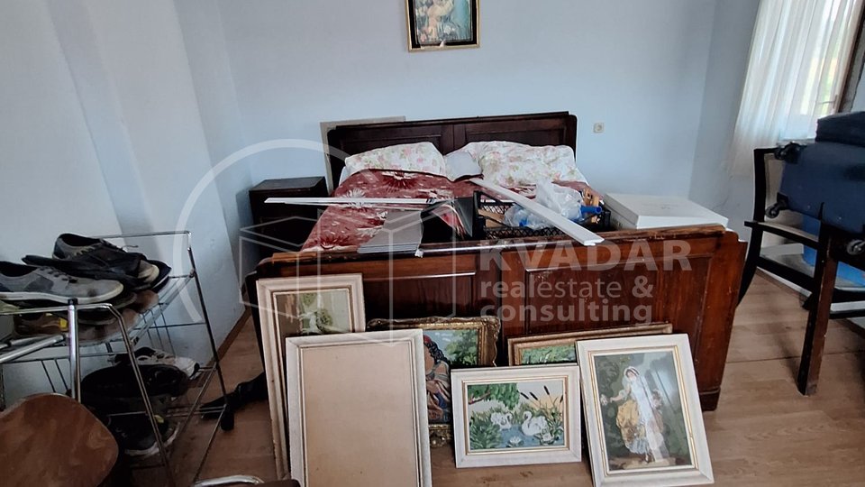 PRILIKA! Prodaje se kuća sa velikom okućnicom i imanjem u Dubravskom Markovcu za 55.000 €