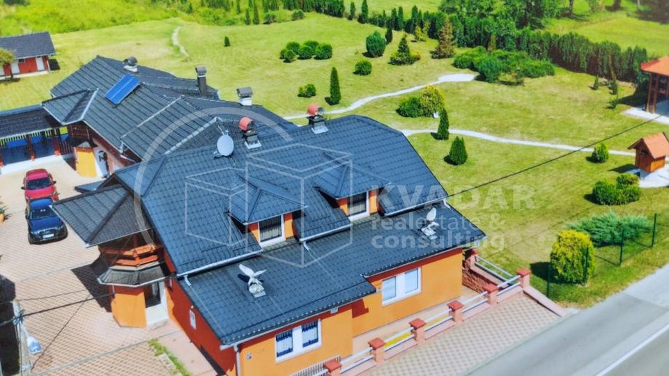 GORNJI HRASTOVAC (nedaleko Sunje), KUĆA S APARTMANIMA, NA POSJEDU OD 37.335m2