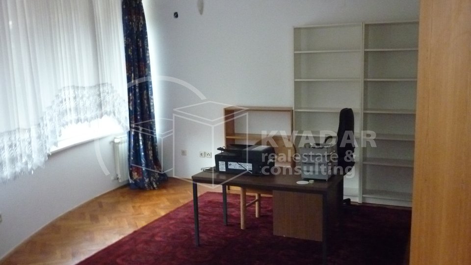 House, 300 m2, For Sale, Zagreb - Mlinovi