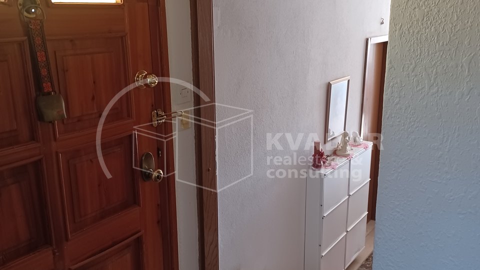 House, 660 m2, For Sale, Gornji Humac