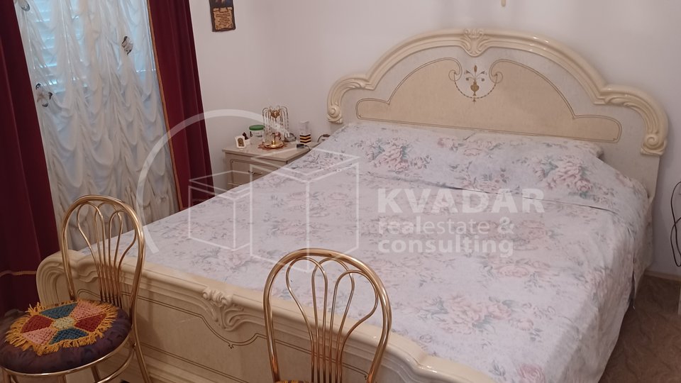 House, 660 m2, For Sale, Gornji Humac