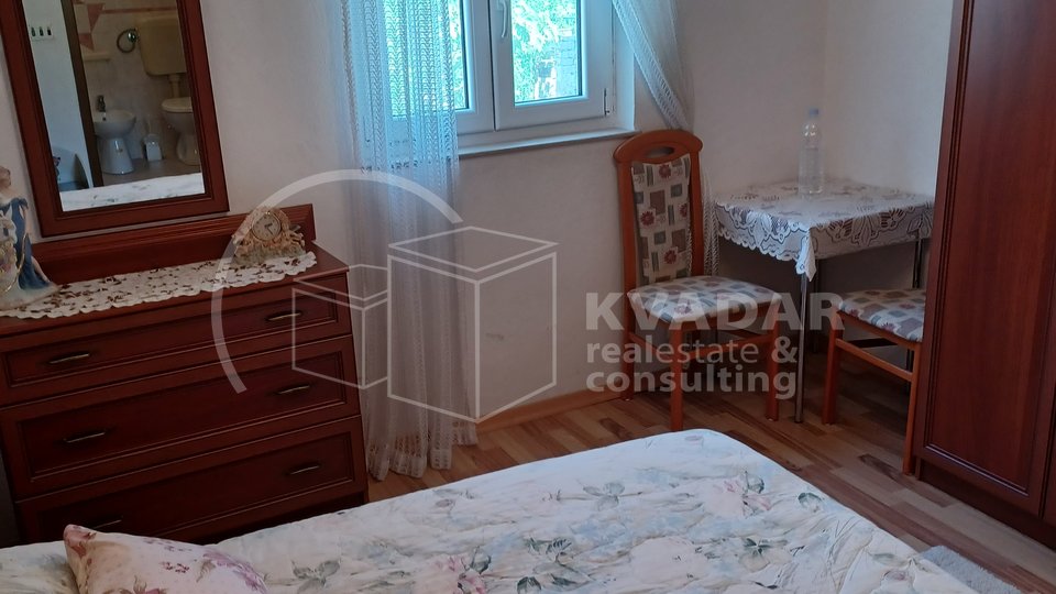 Newly renovated, fully equipped apartment in a stone house in the center of Gornji Humac - island of Brac