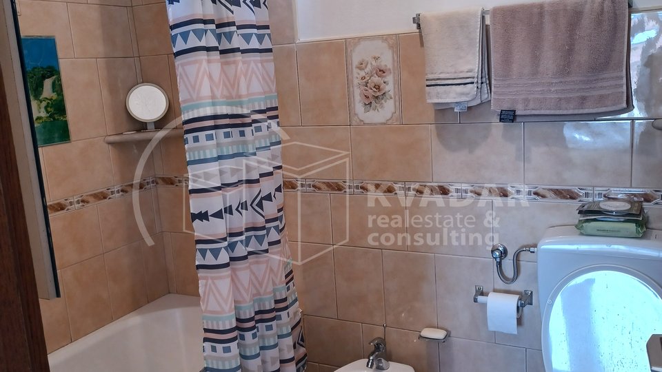 Newly renovated, fully equipped apartment in a stone house in the center of Gornji Humac - island of Brac