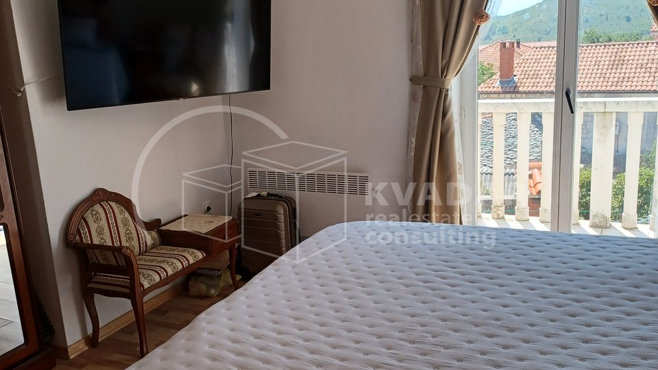 Newly renovated, fully equipped apartment in a stone house in the center of Gornji Humac - island of Brac