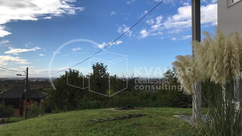 PRODAJA / GORNJA DUBRAVA / KUĆA SA BAZENOM I 3 STANA / 750.000 €