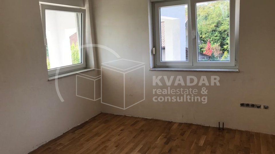 PRODAJA / GORNJA DUBRAVA / KUĆA SA BAZENOM I 3 STANA / 750.000 €