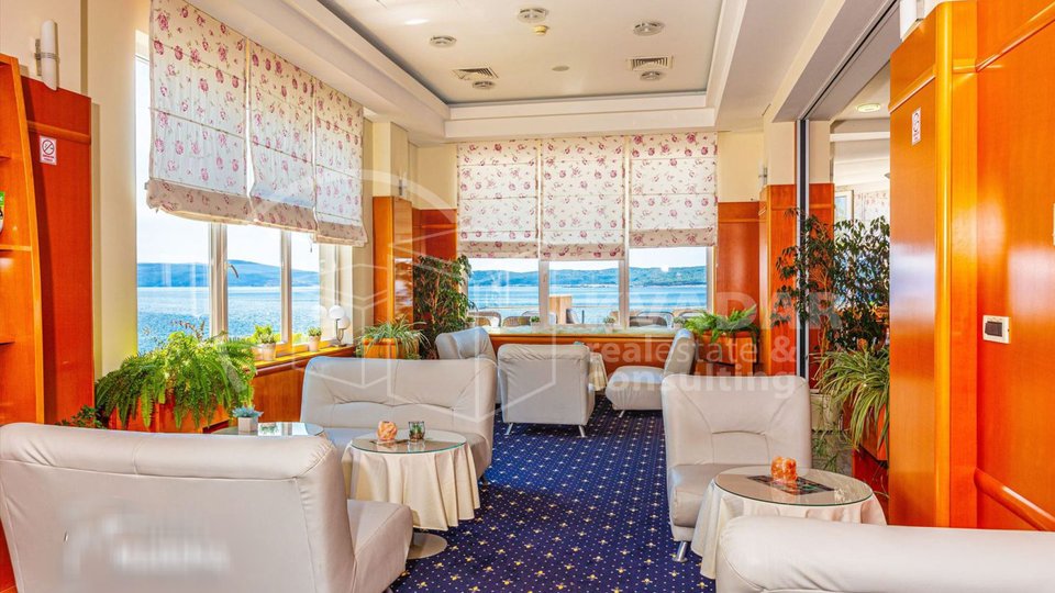 EXCLUSIVE OFFER - SELCE - CRIKVENICA - 4-STAR HOTEL - SEAFRONT LOCATION!