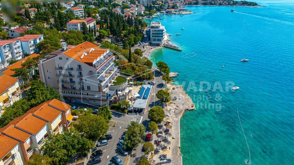 EKSKLUZIVNA PONUDA /SELCE/CRIKVENICA /HOTEL 4* - prvi red do mora!